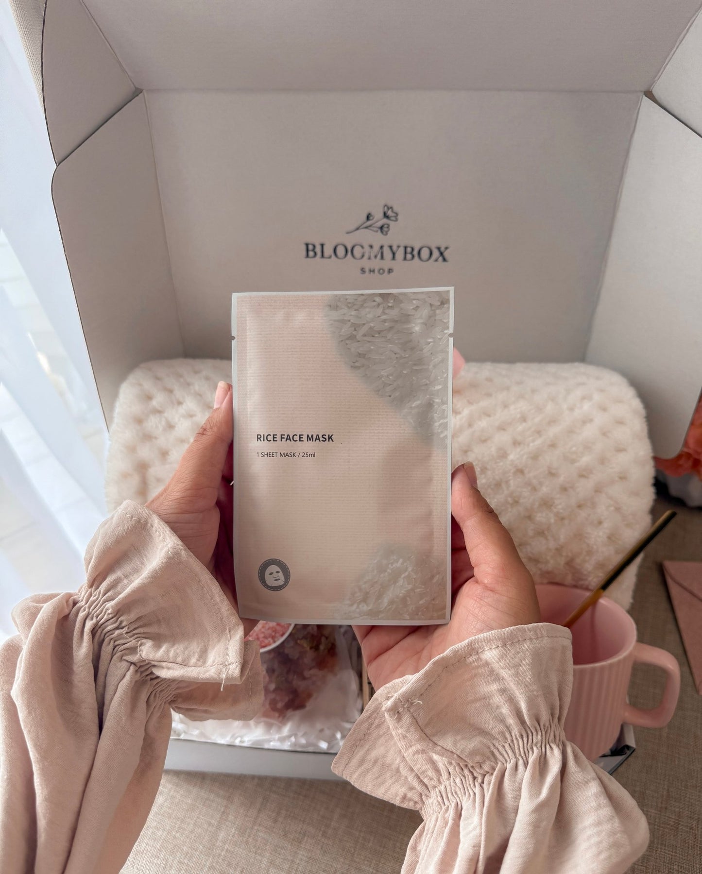 Pink Aesthetic Box,Peach Self Care Gift Box, Cozy Spa Gift Basket, Relaxation Gift for Her, Birthday Gift for Women - BloomyBoxShop