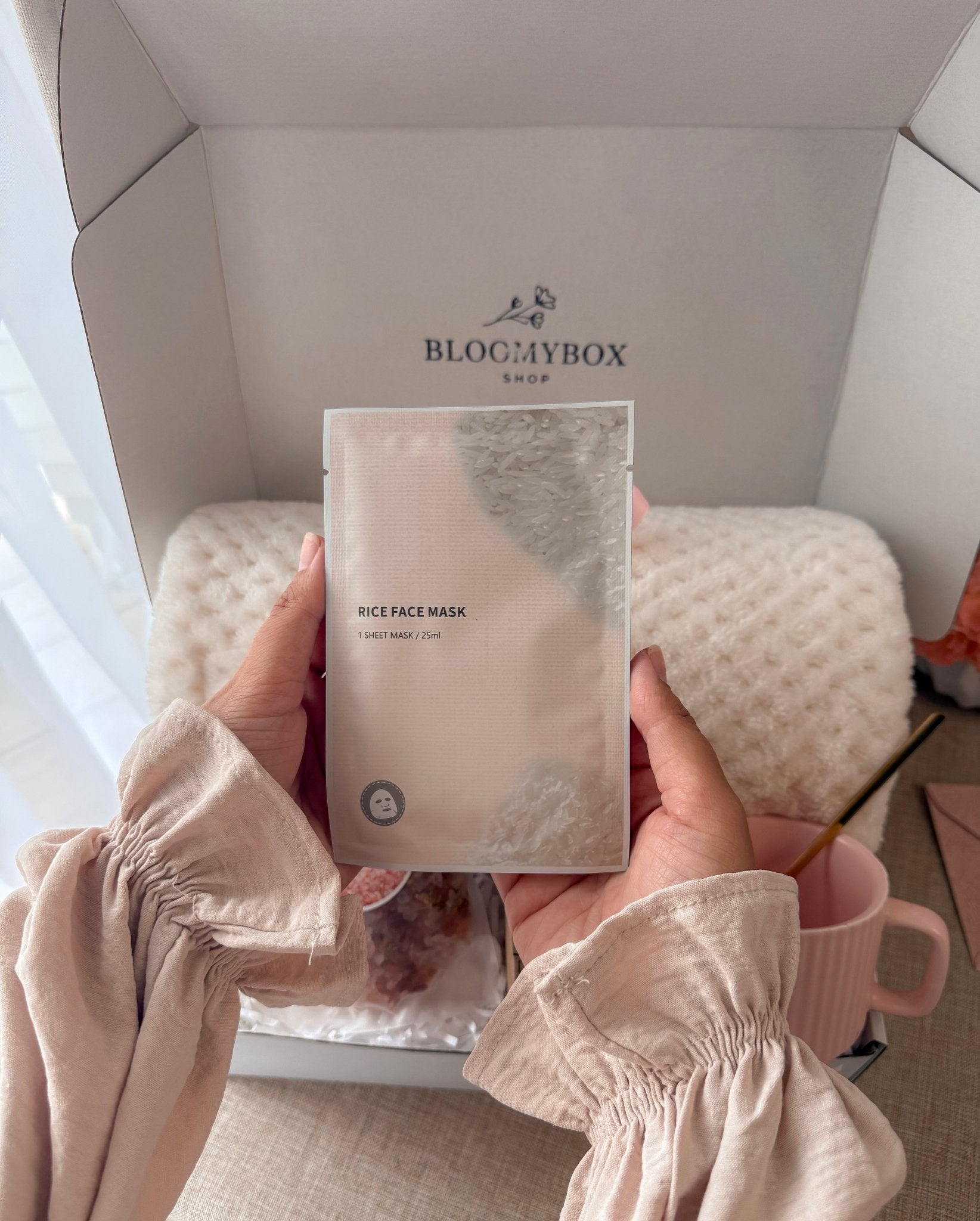 Pink Aesthetic Box,Peach Self Care Gift Box, Cozy Spa Gift Basket, Relaxation Gift for Her, Birthday Gift for Women - BloomyBoxShop