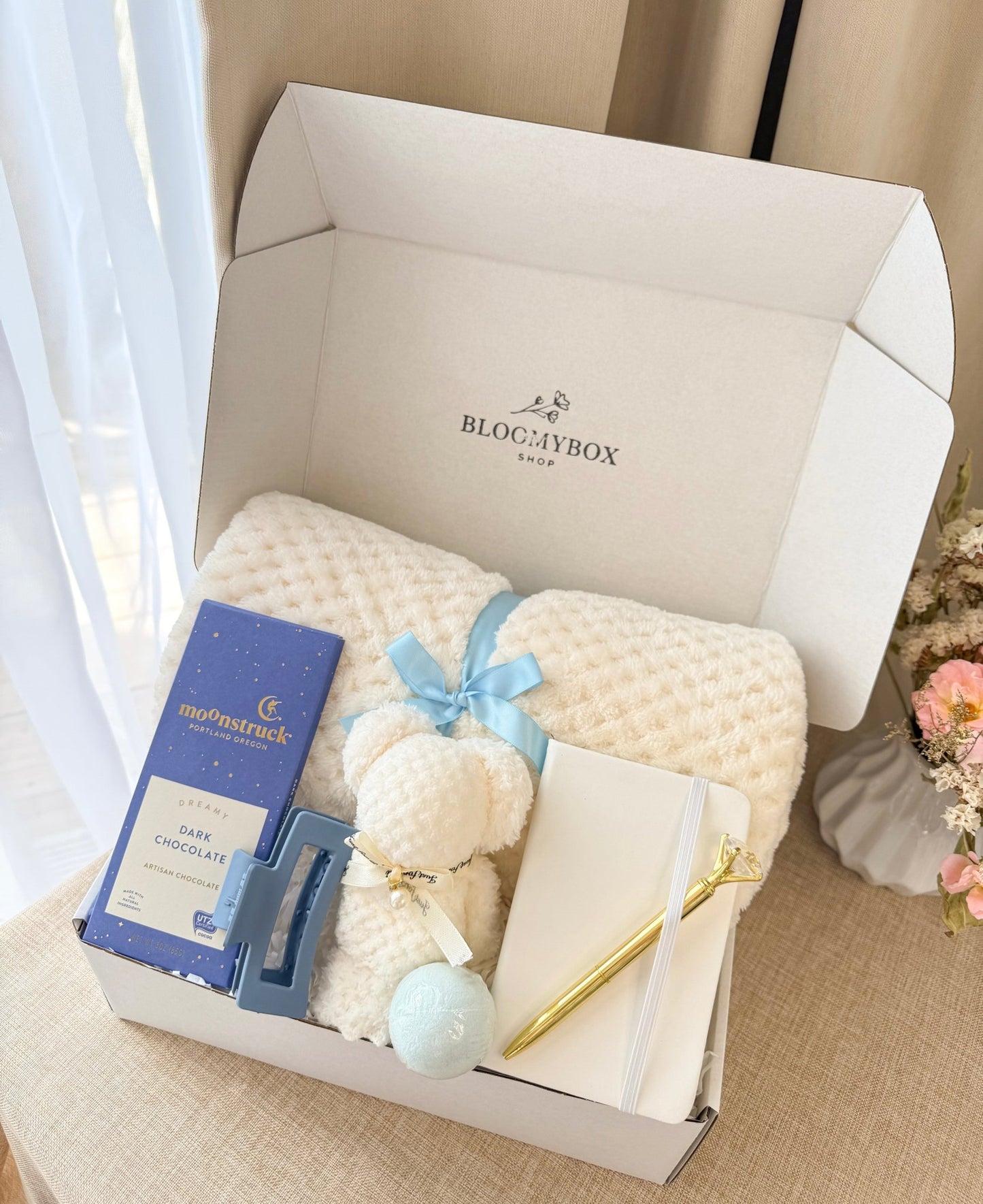 Self Care Gift Box for Her, Pink Gift Box, Cozy Care Package, Relaxation Gift Box, Birthday Gift for Women, Aesthetic Gift Box - BloomyBoxShop